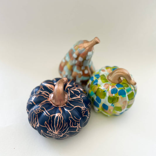 Jessica Reynolds Indigo and Copper Floral Pumpkin