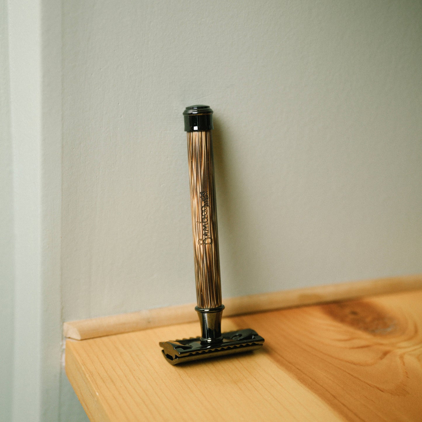 Bamboo Switch Bamboo Stainless Steel Safety Razor