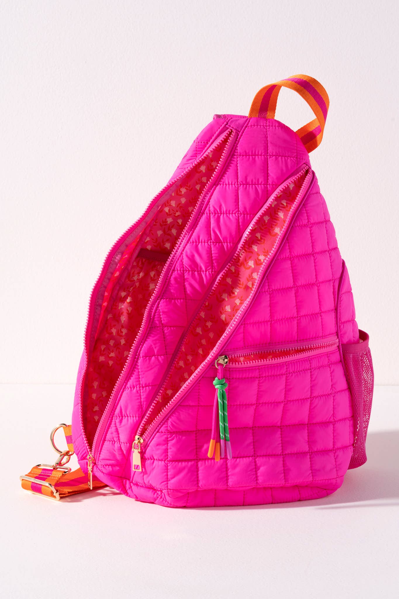 Shiraleah's Ezra SLING BAG