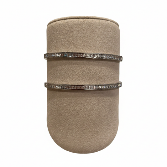 The Infinite Glow Channel-Set Bangle